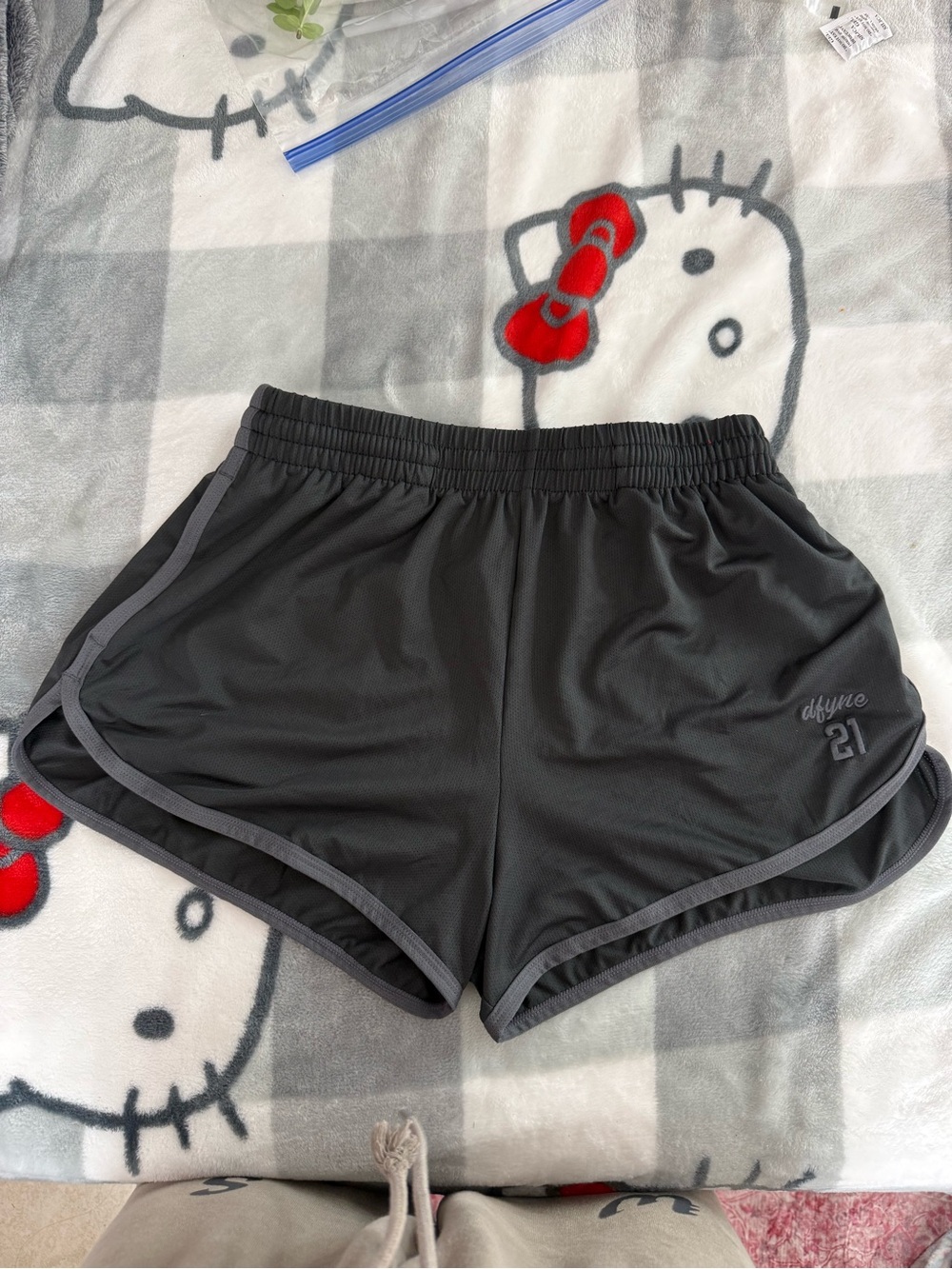 Dfyne 4th birthday collection shorts running size XS